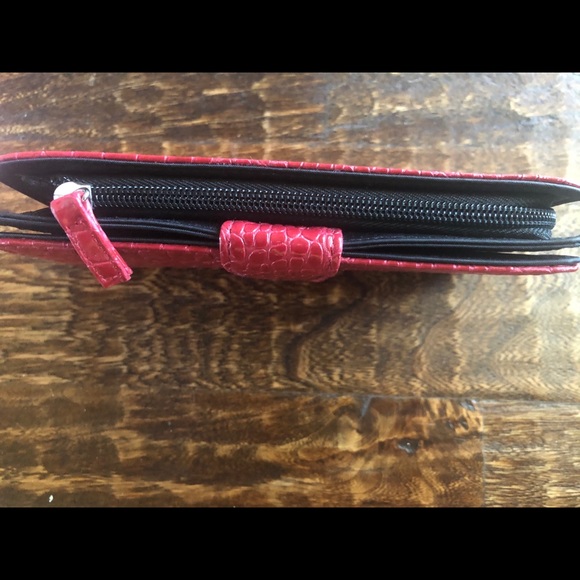 Red Patent Leather Checkbook Wallet (NWOT) - Picture 4 of 6